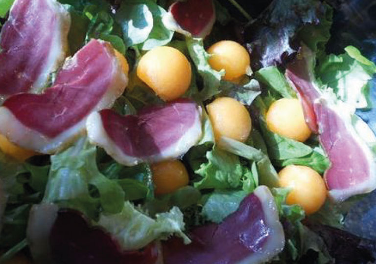 Salade de canard au cresson et litchis